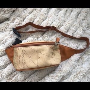 Vintage alert!! Vintage map Fanny pack